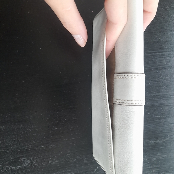 COACH leather wallet - Picture 6 of 6